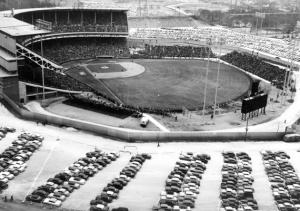 Milwaukee County Stadium Milwaukee County Stadium